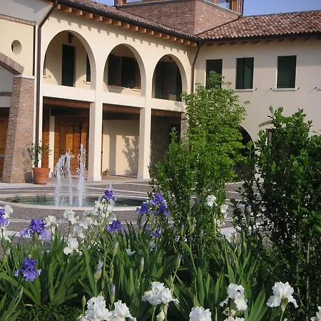 فندق مبيت وإفطار Due Torri