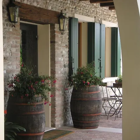 Due Torri Bed & Breakfast