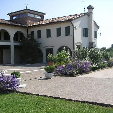 Due Torri Bed & Breakfast