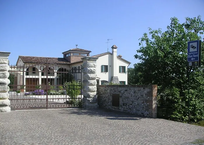 Bed & Breakfast Due Torri Montebelluna
